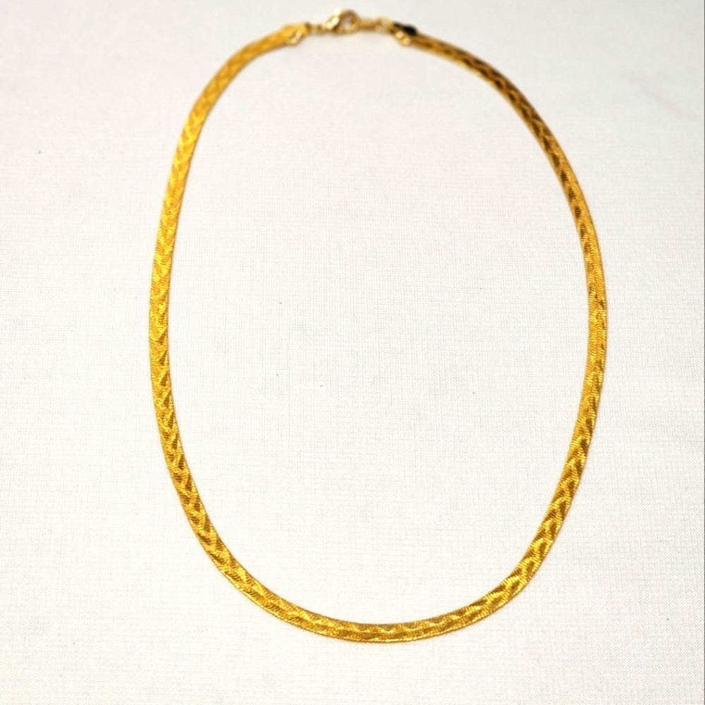 Avon Gold Herringbone Chain Necklace